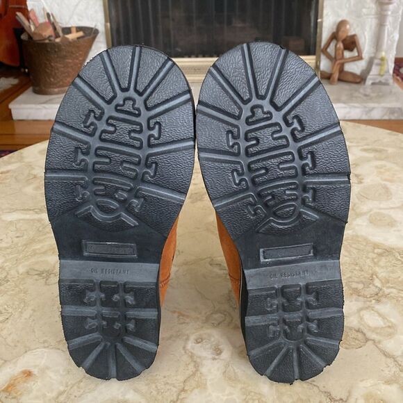 NWT Workload Sam Suede Leather Ankle Boots 9-Wide - Picture 9 of 11